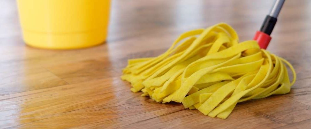 E tu con che prodotti pulisci il tuo parquet?