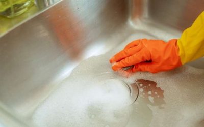 Come pulire i lavandini da cucina