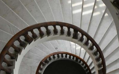 Una scala in marmo per interni e per esterni